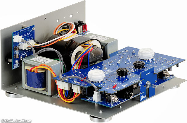 Elekit TU-8200 open chassis