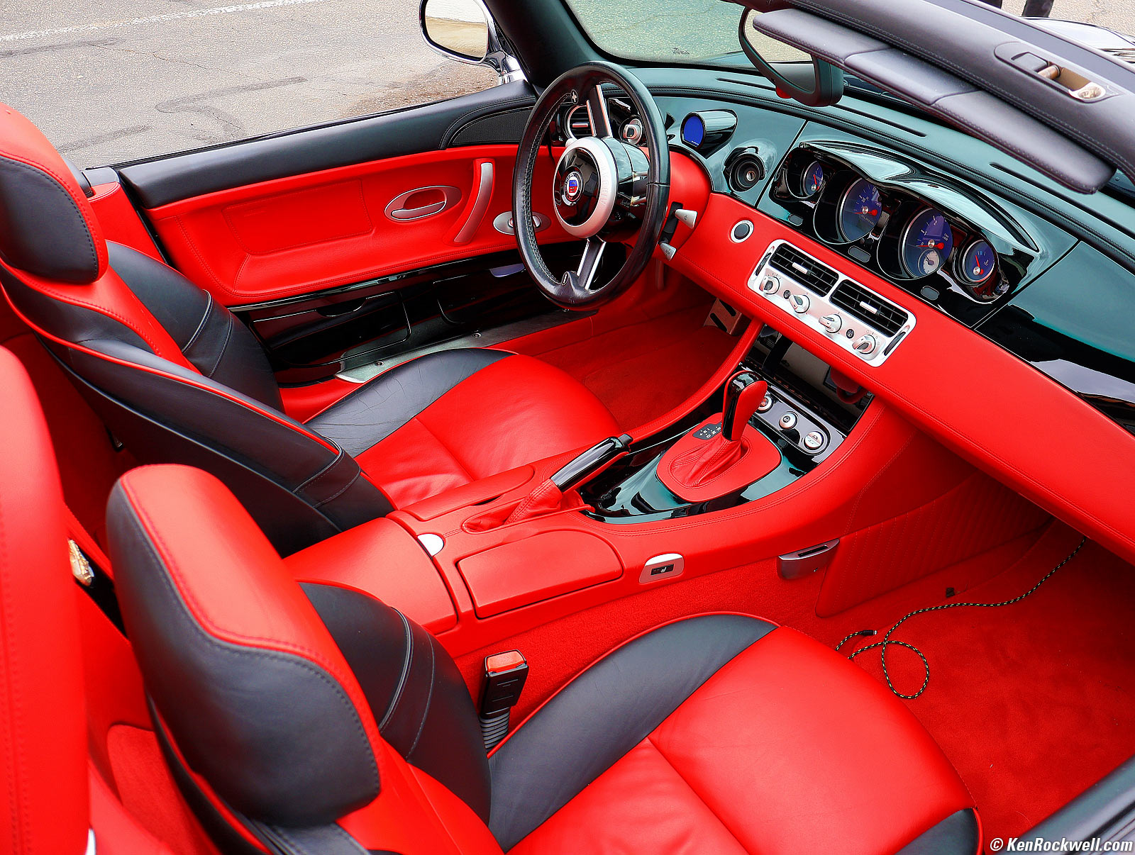 BMW Z8 ALPINA Interior in Red and Black
