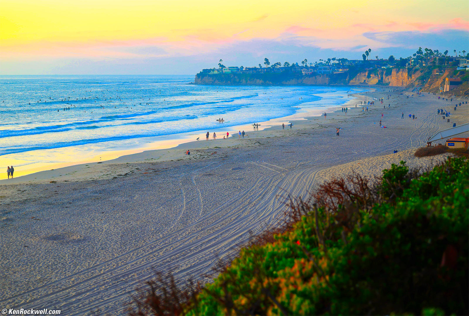 Canon RF 28-70mm f/2.8 IS STM sample image file