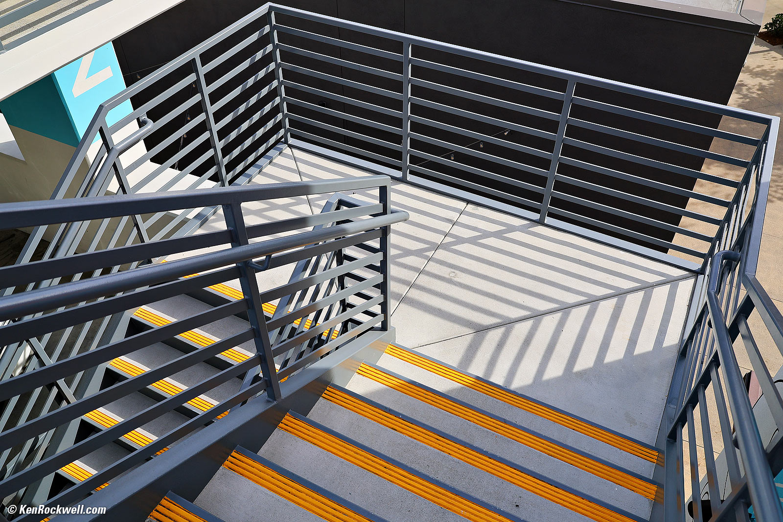 Canon RF 28mm f/2.8 STM Sample Image File