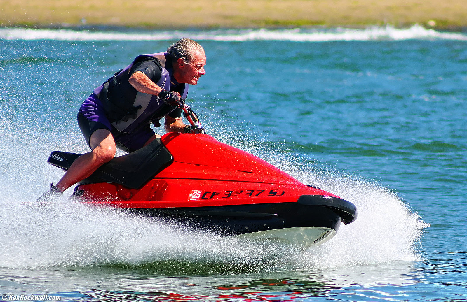 Canon EOS R1 and RF 75-300mm Sample Image