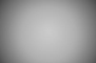 Canon RF 85mm f/1.4L VCM falloff