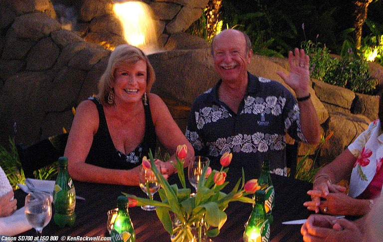 Canon SD700 at ISO 800