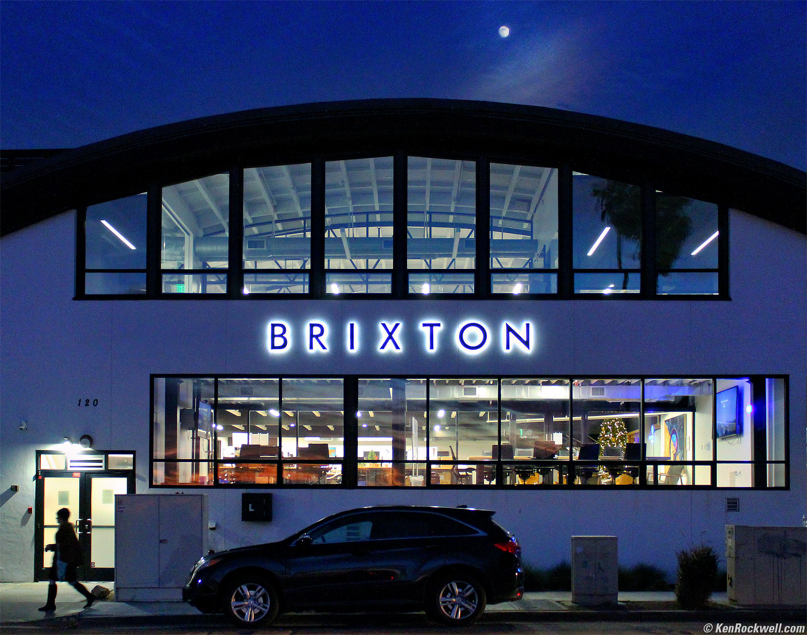 Canon T100 EOS 4000D Sample Image File