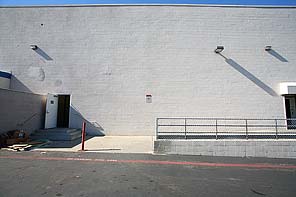 Canon 17-35mm distortion at 17mm