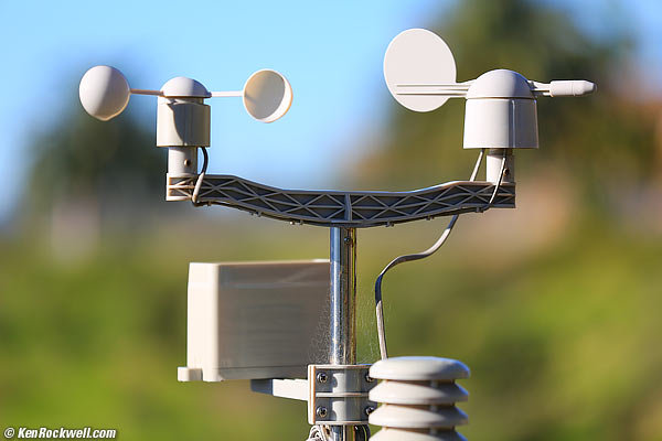 Canon 180mm f/3.5 bokeh at f/3.5