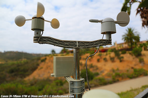 Canon 24-105mm STM bokeh at 24mm and f/3.5