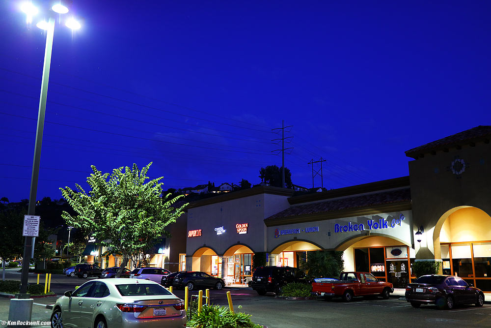 Thai Pasta Parking Lot, 13 Oct 2015