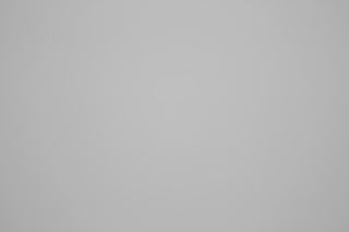 Canon 70-200mm f/4 falloff