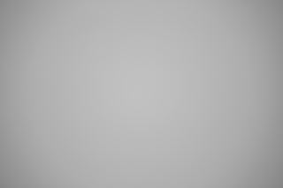 Canon 70-200mm f/4 falloff