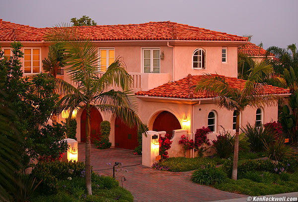 House at 1/10 second