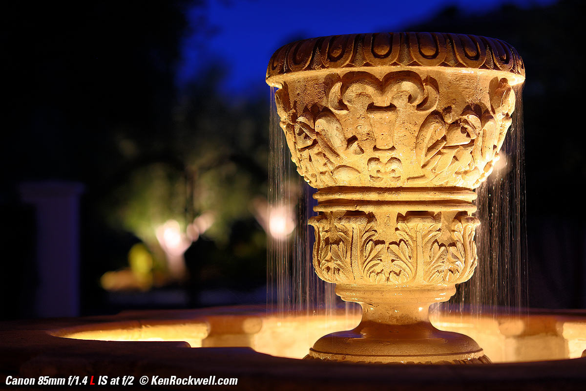 Canon 85mm f/1.4 Bokeh