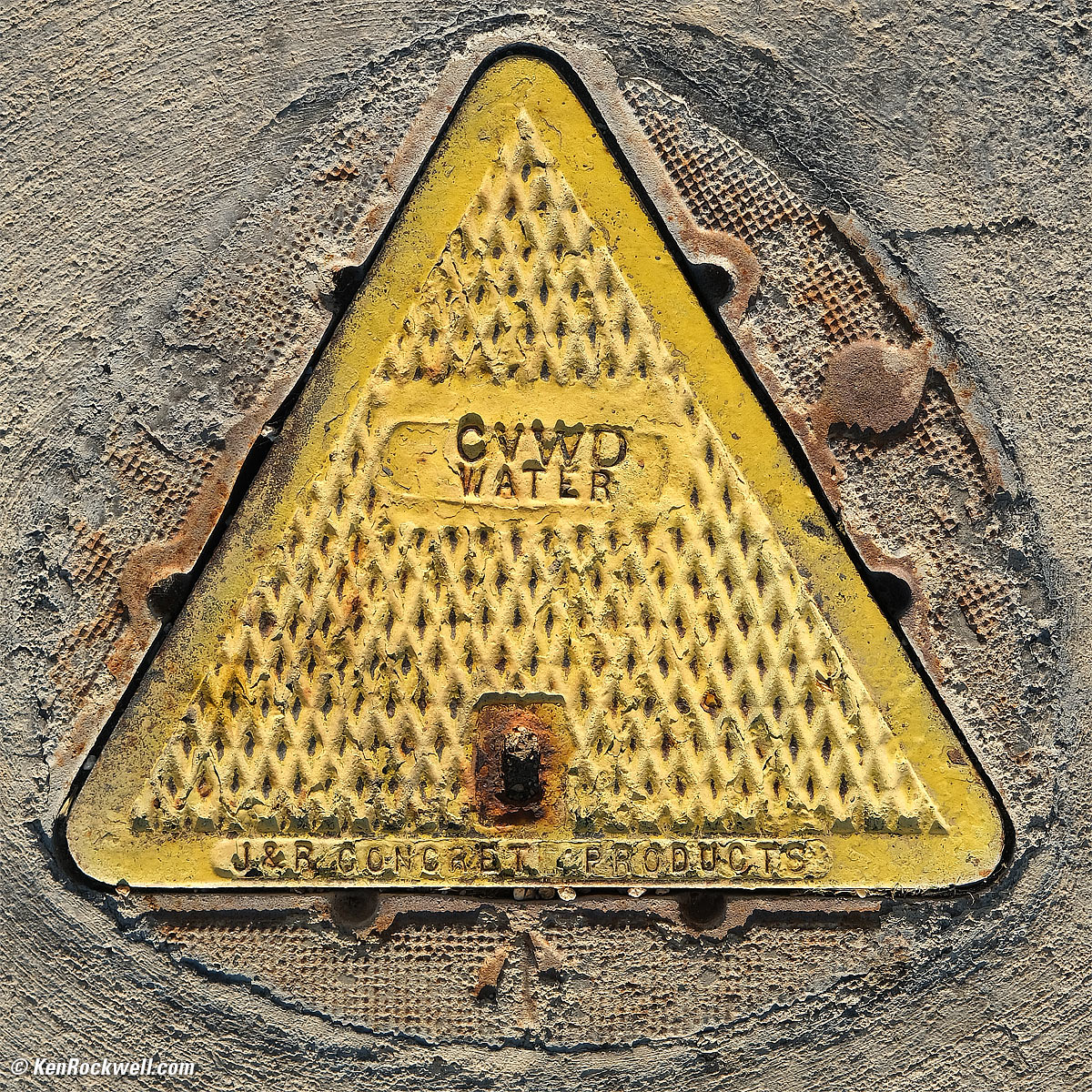 Yellow Street Triangle