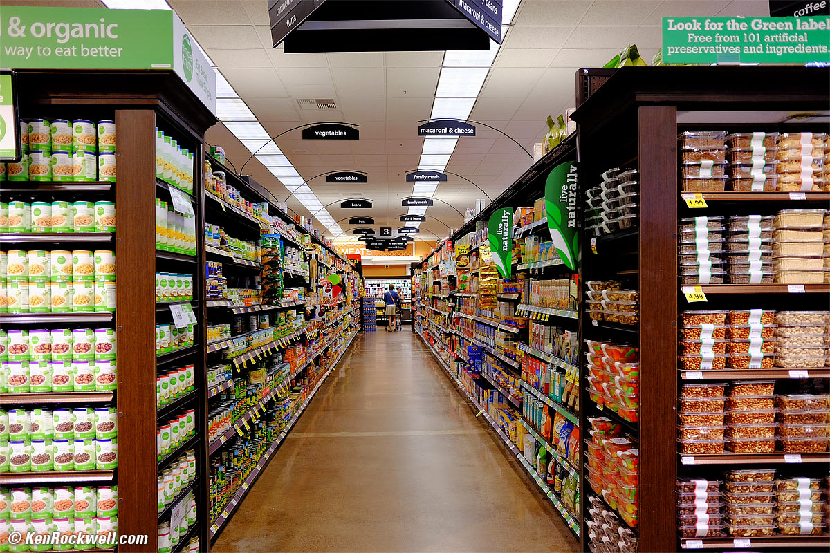 ISO 200 old spaghetti factory Rancho Mirage July 2016