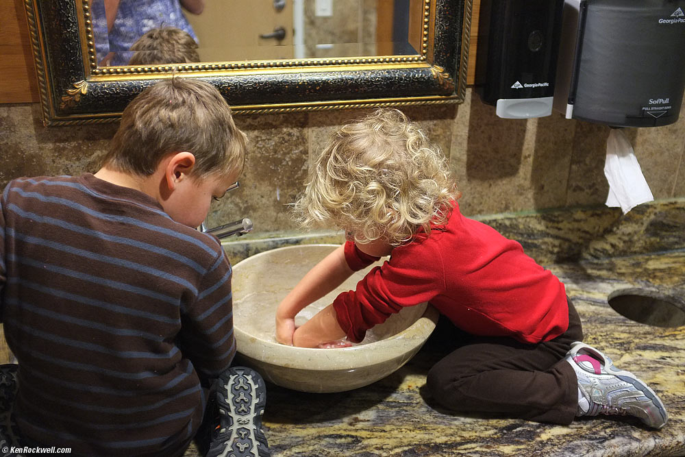 Bathroom at Tomoyama