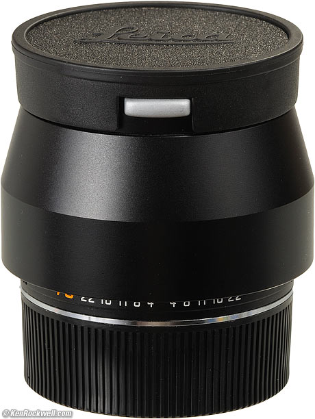 Capped LEICA MACRO-ELMAR-M 90mm f/4