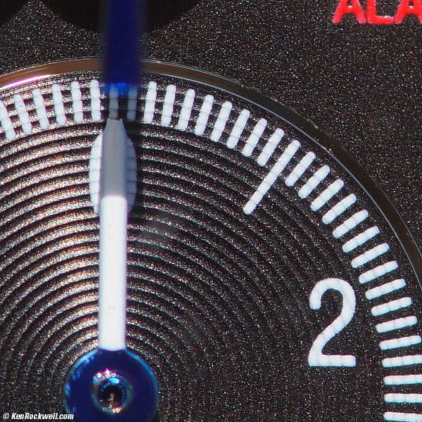 Minolta 100mm f/2.8 Macro ghosts