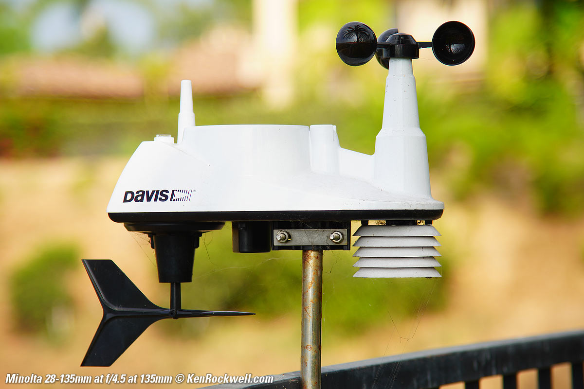 Sony Minolta 28-135mm Bokeh