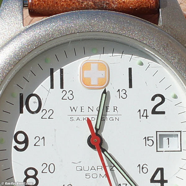 Minolta 28mm f/2 macro