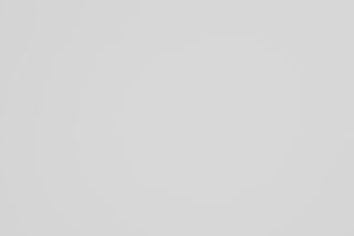 Minolta 80-200mm f/2.8 falloff