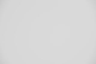 Minolta 80-200mm f/2.8 falloff