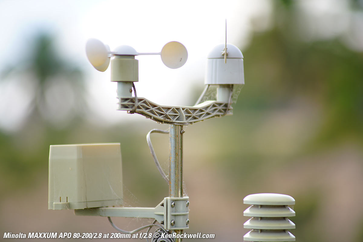 Minolta 80-200mm f/2.8 Bokeh