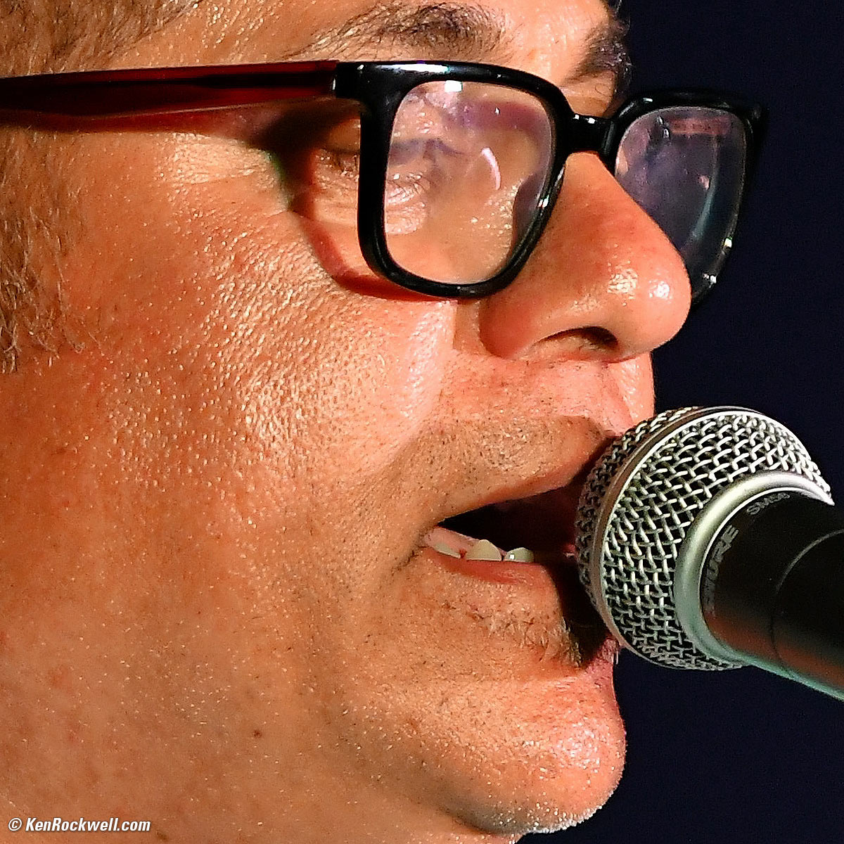 Nikon 200mm f/2 VR II Sample Image