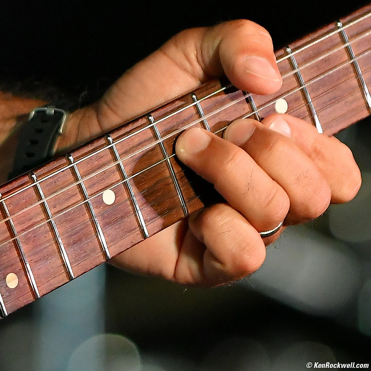 Nikon 200mm f/2 VR II Sample Image