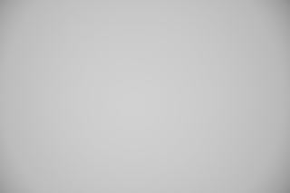 Nikon Z 24-70mm f/4 Falloff