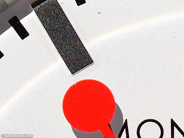 Nikon 24-70E macro performance