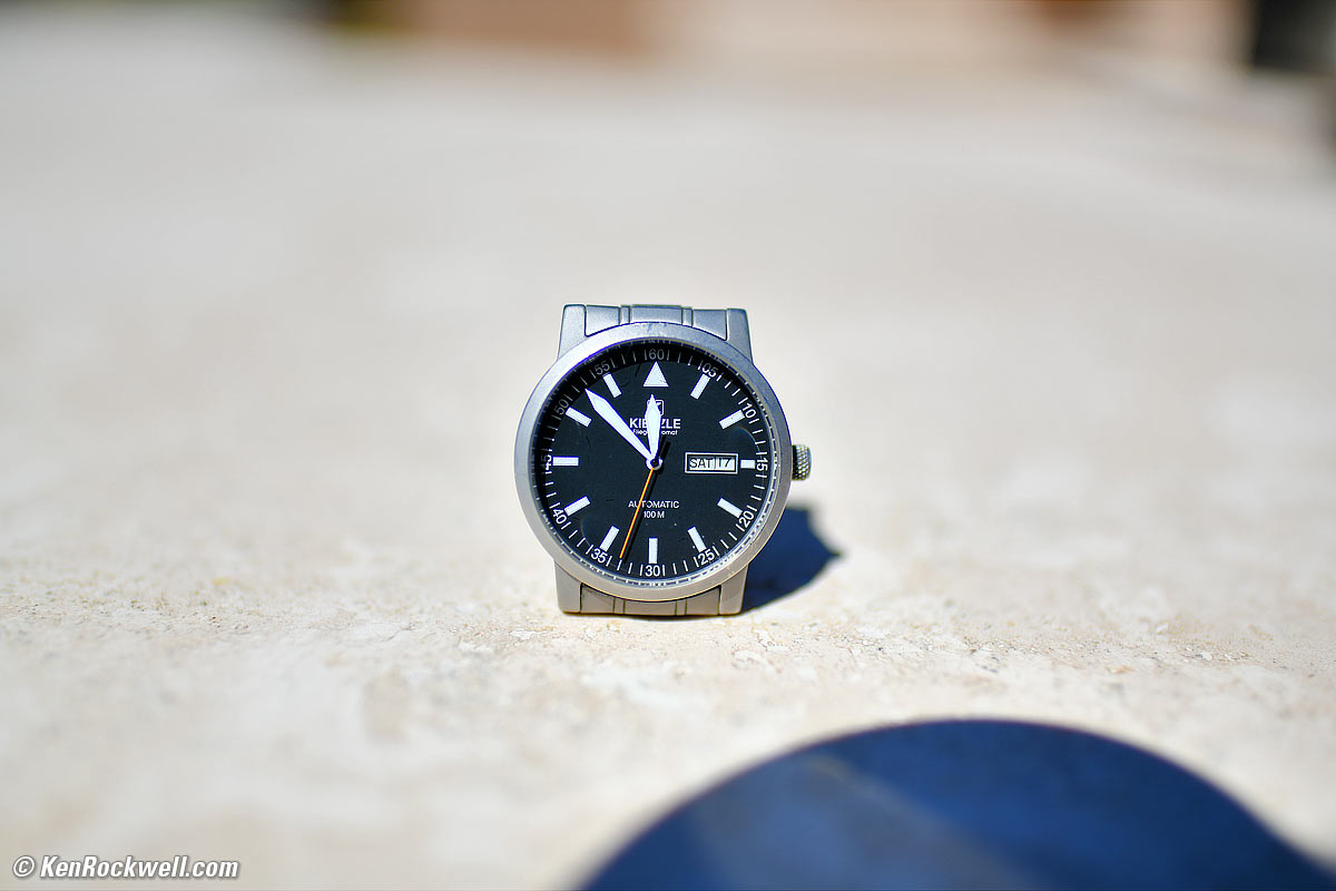 Nikon 28mm f/1.4 macro performance