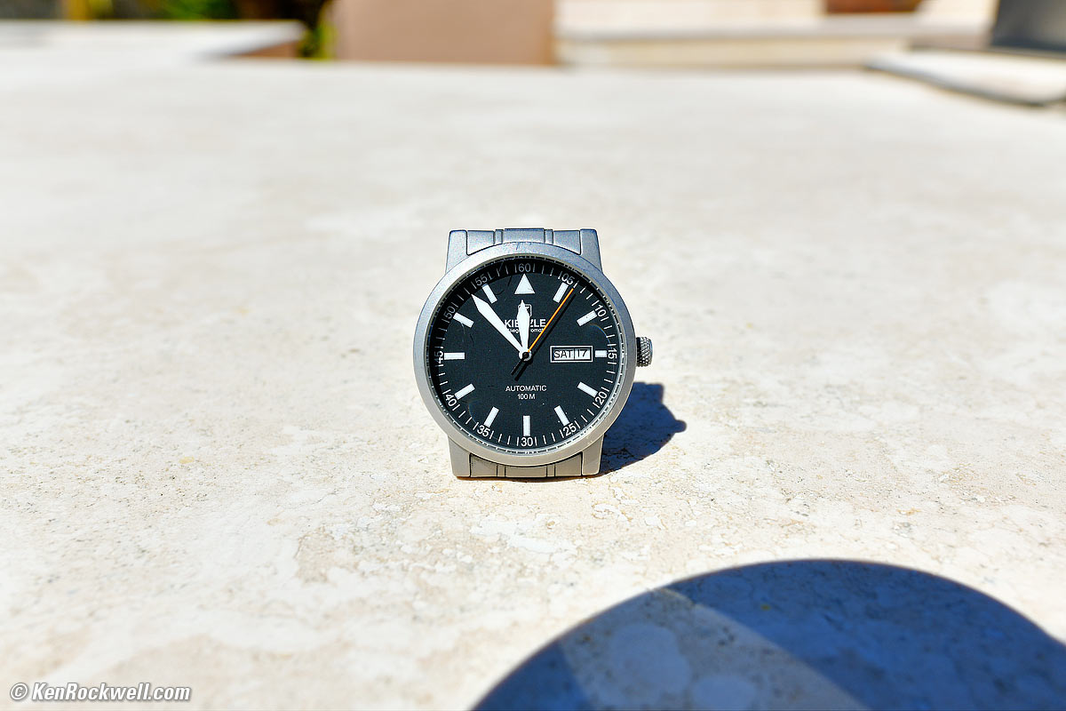 Nikon 28mm f/1.4 macro performance