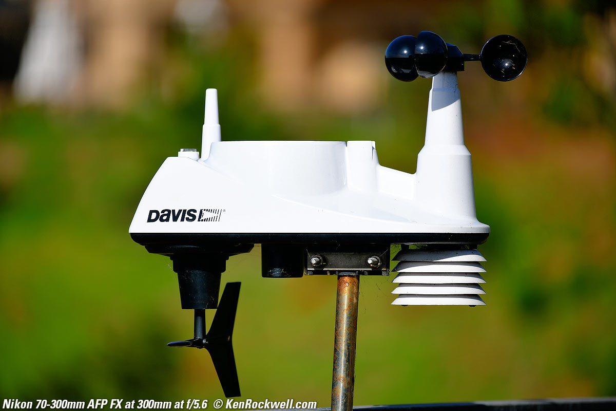 Nikon 70-300mm AFP FX bokeh