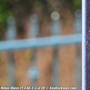 Nikon 85mm f/1.4 Bokeh