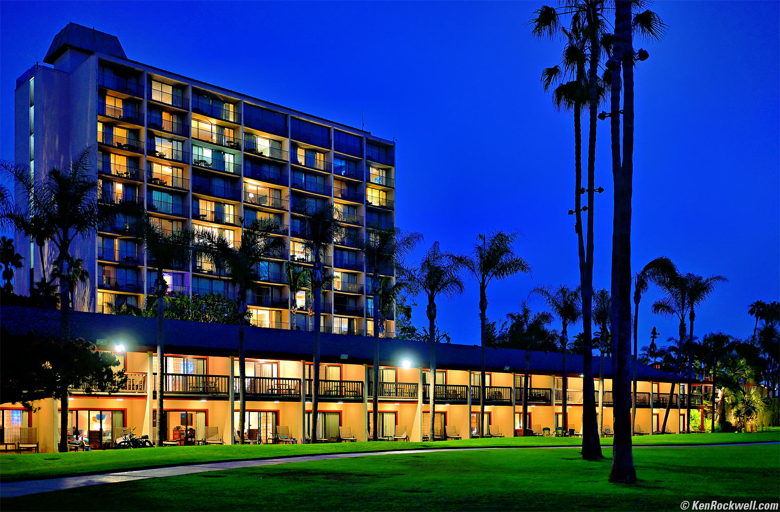 Nikon Z 35mm f/1.2 Sample Image File