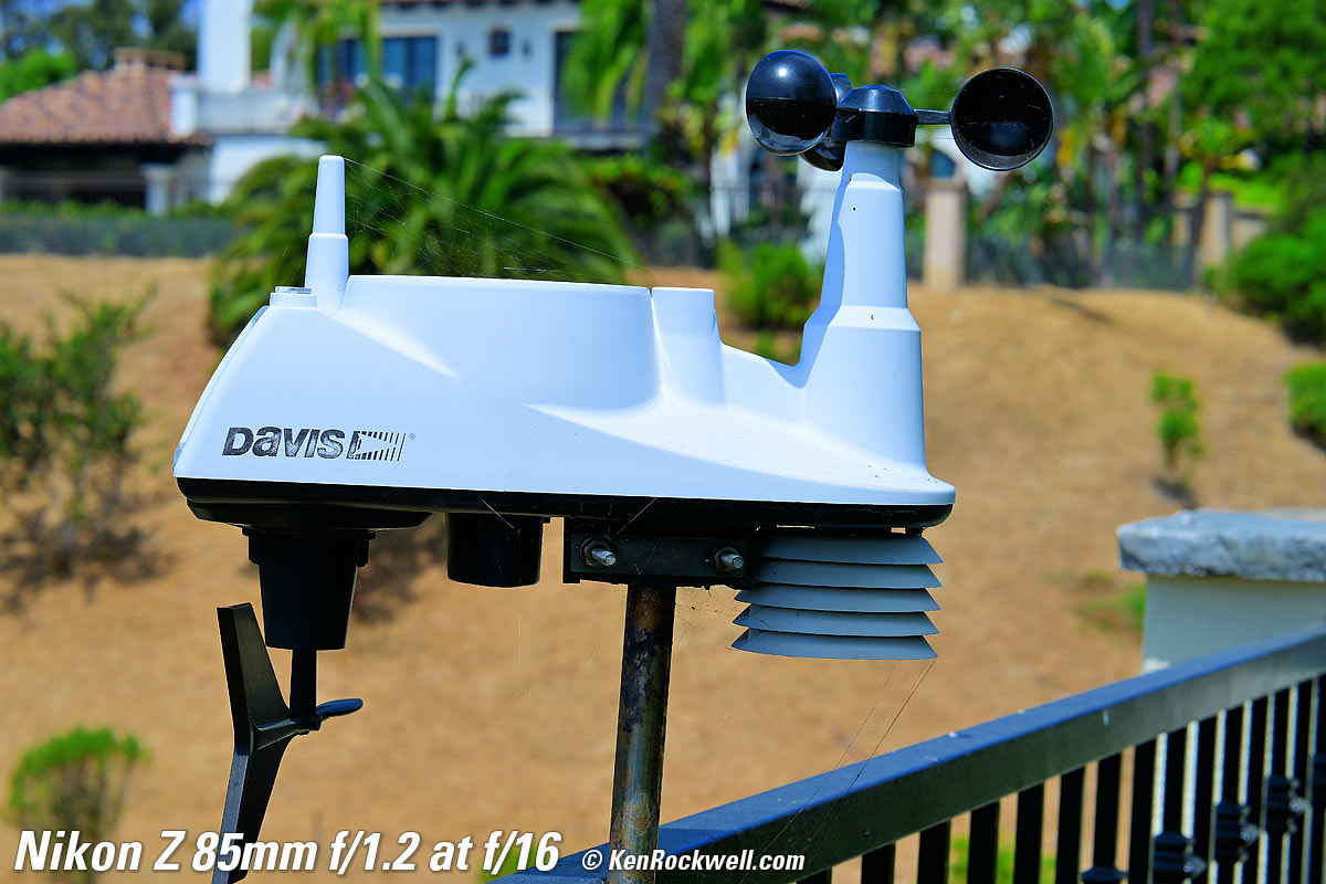 Nikon Z 85mm f/1.2 Bokeh sample image