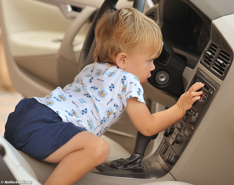 Baby Ryan and the Radio