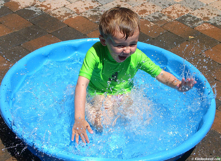 Ryan Splashing