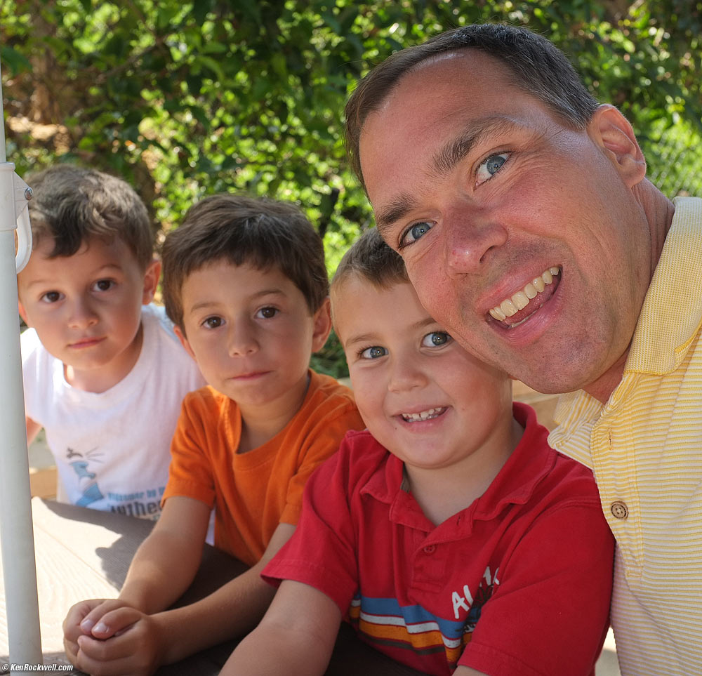 Dada drops in early at Lunch Bunch