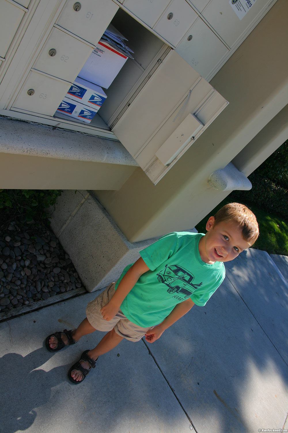 A big day at the mailbox!!!