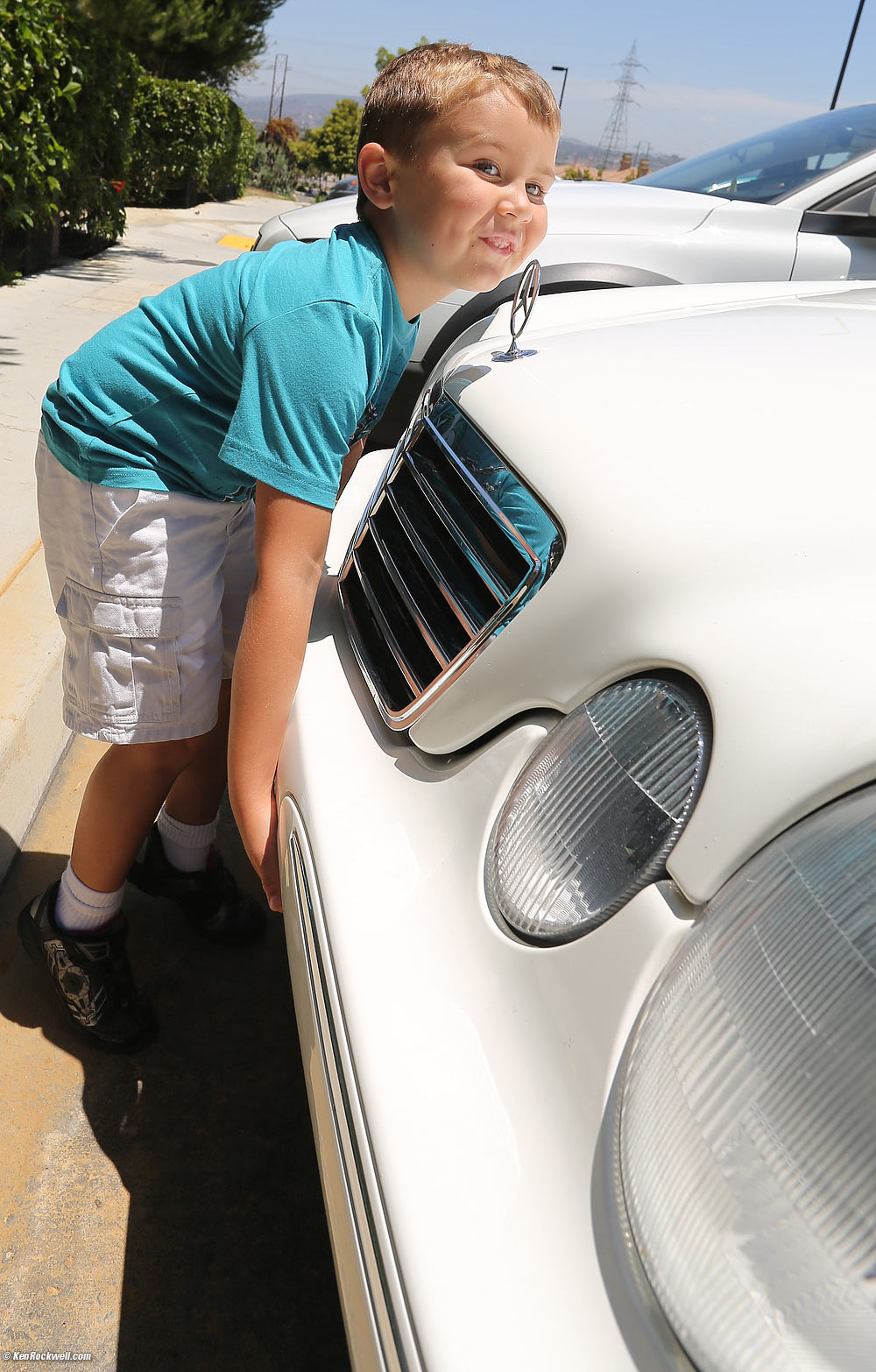 Ryan lifts a Mercedes