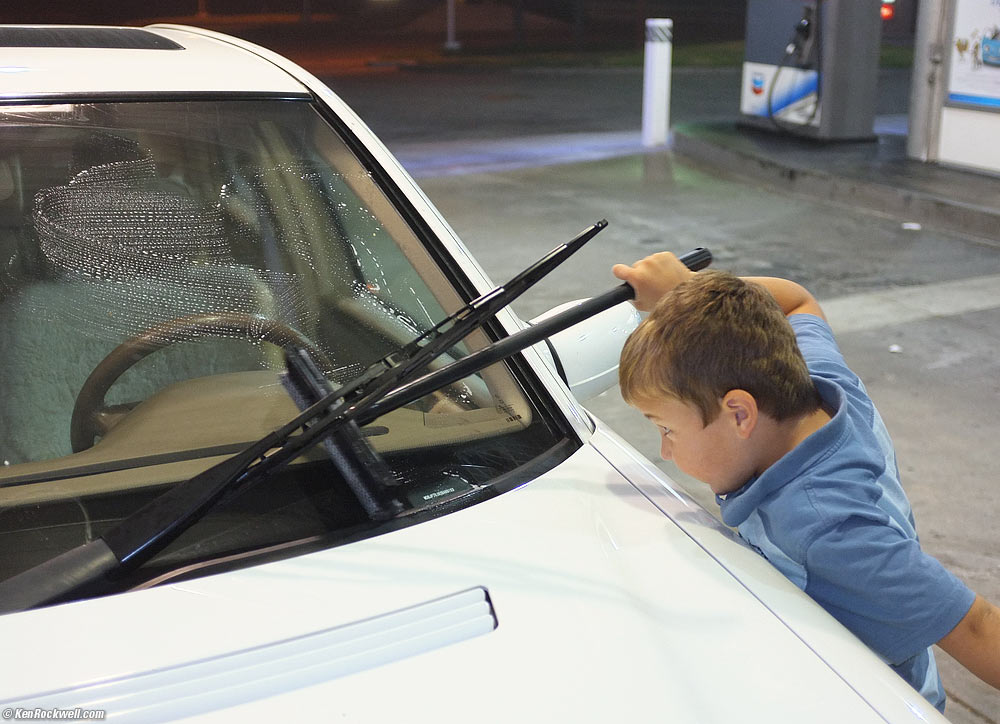 Ryan washes the Mee's windows