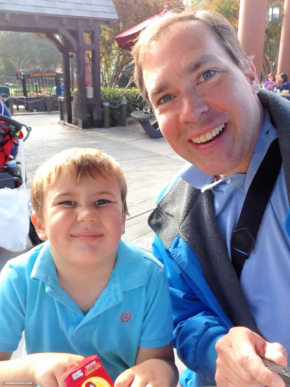 Ryan scopes out a golfing hazard. 