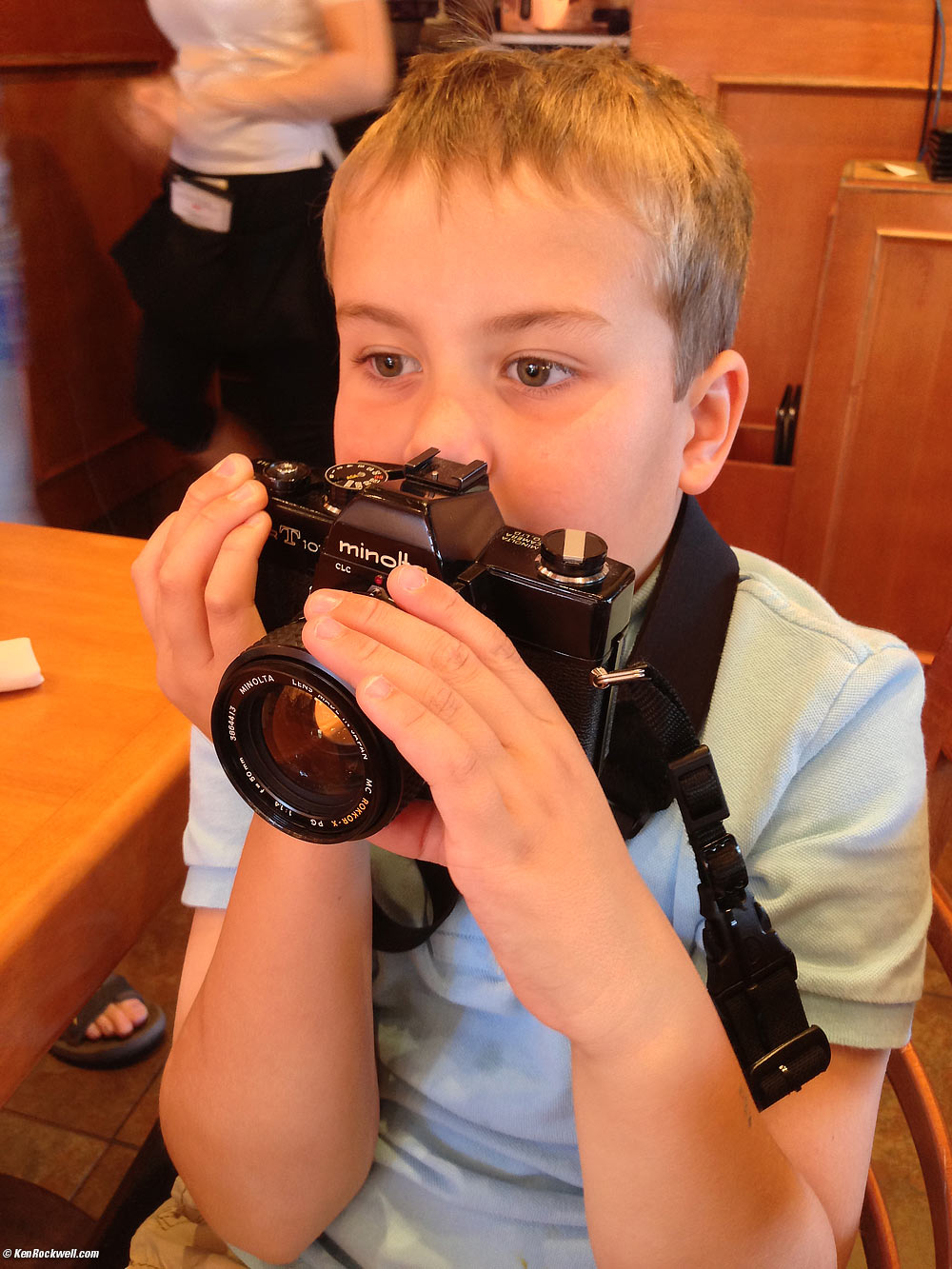 Ryan shoots the Minolta SRT-101