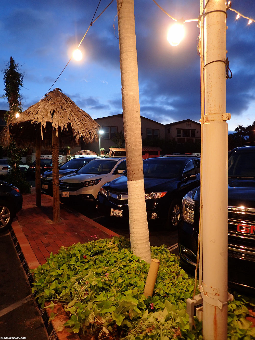 La Especial Norte parking lot