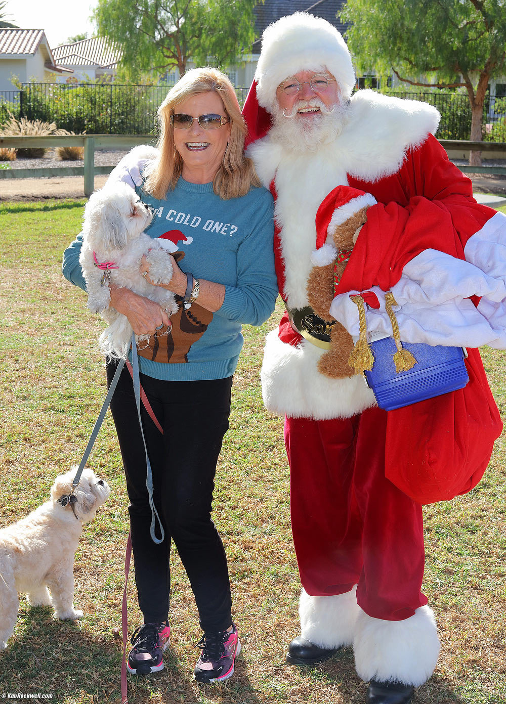 Noni, Sasha, Toby and Santa
