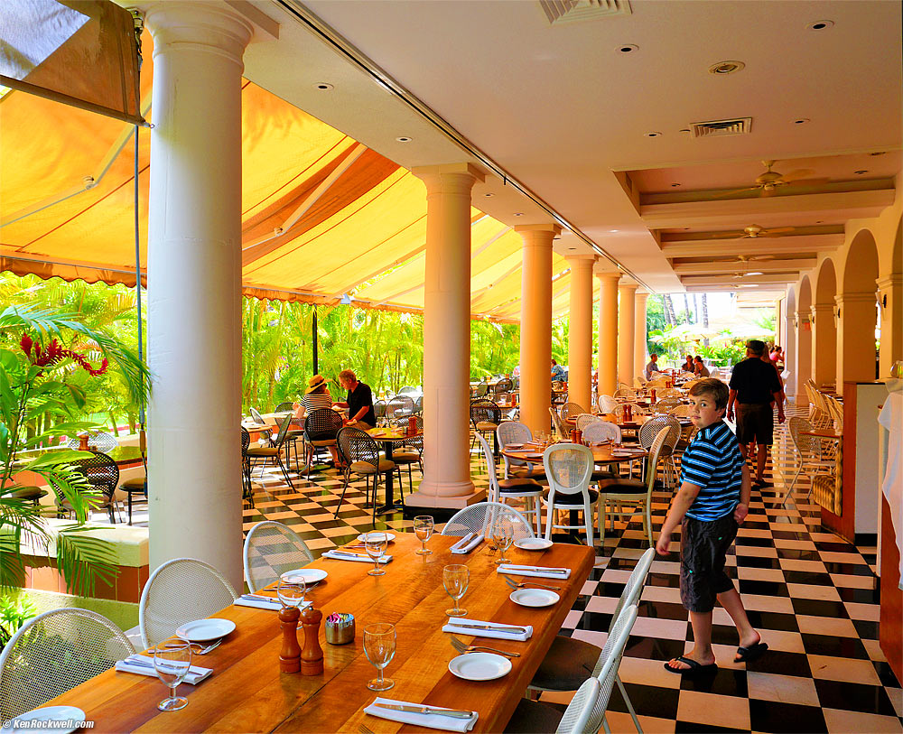 Longhi's at the Shops at Wailea