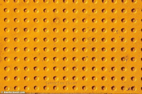 Sigma 18-35mm f/1.8 shaprpness