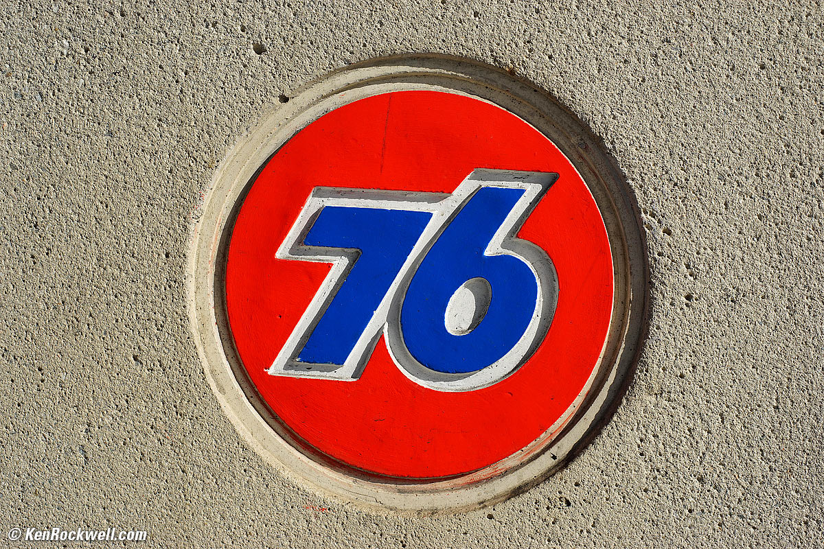 Ryan and Dada, 7:28 AM.