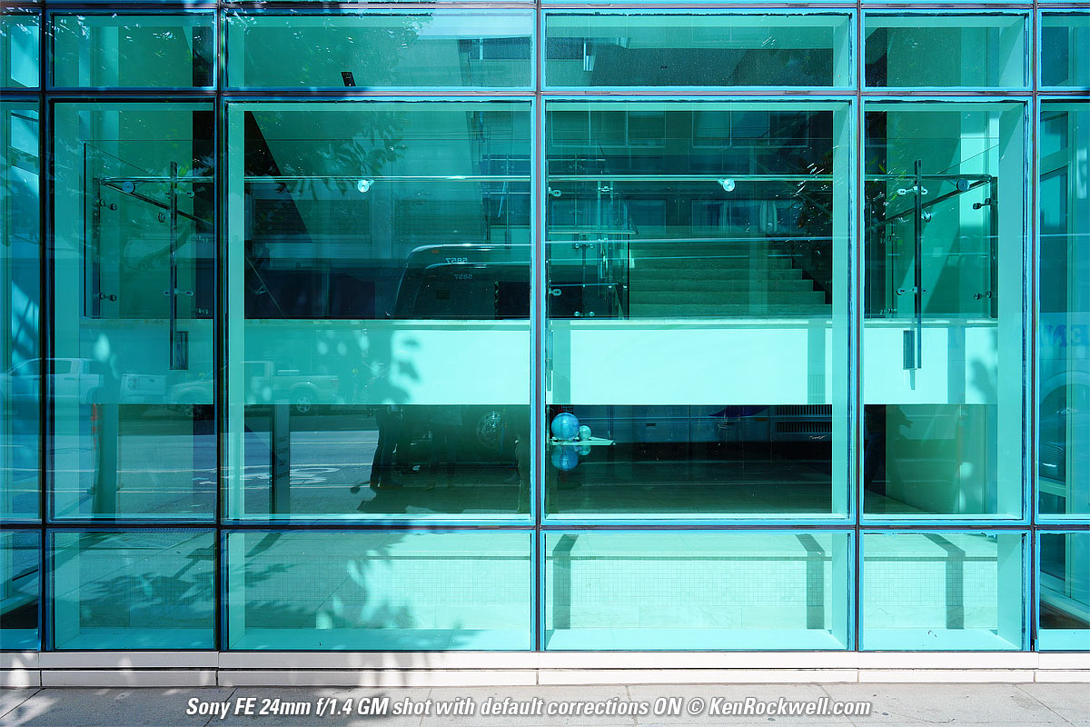 Sony 24mm f/1.4 distortion
